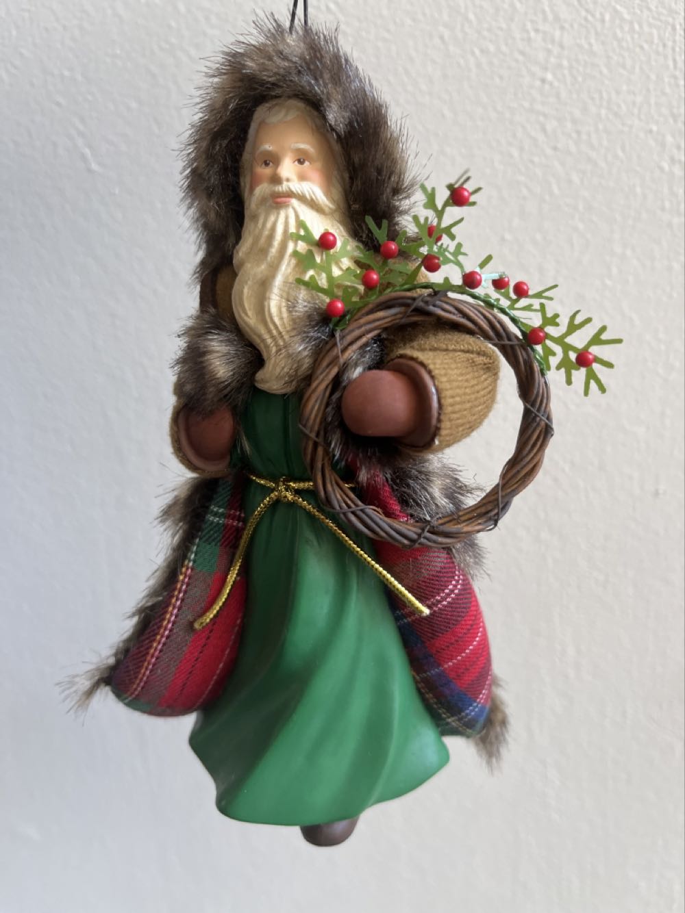 Father Christmas 2015  (Repaint) ornament collectible - Main Image 4