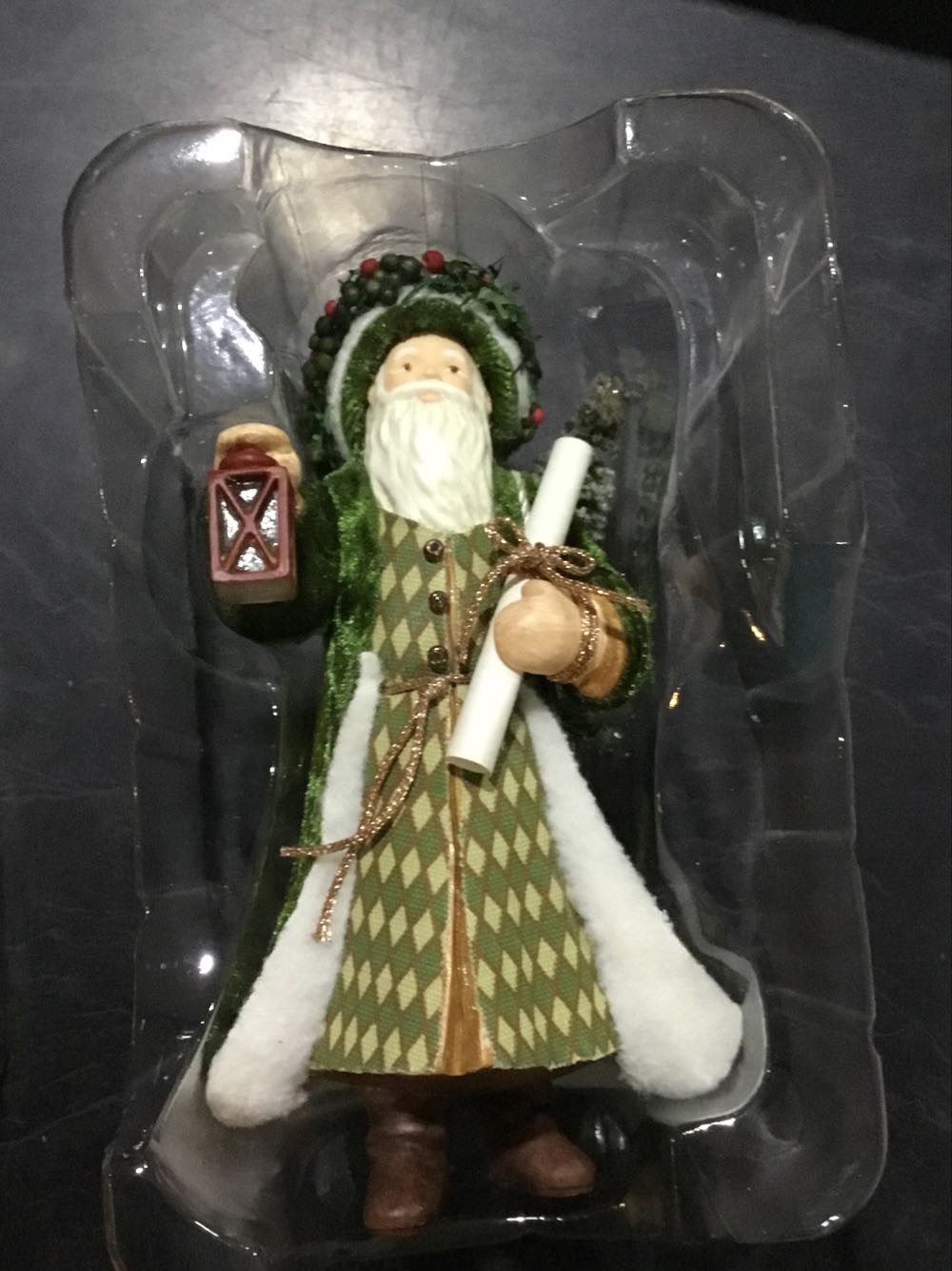 Father Christmas 2009 #6 In the Series - Father Christmas ornament collectible - Main Image 2