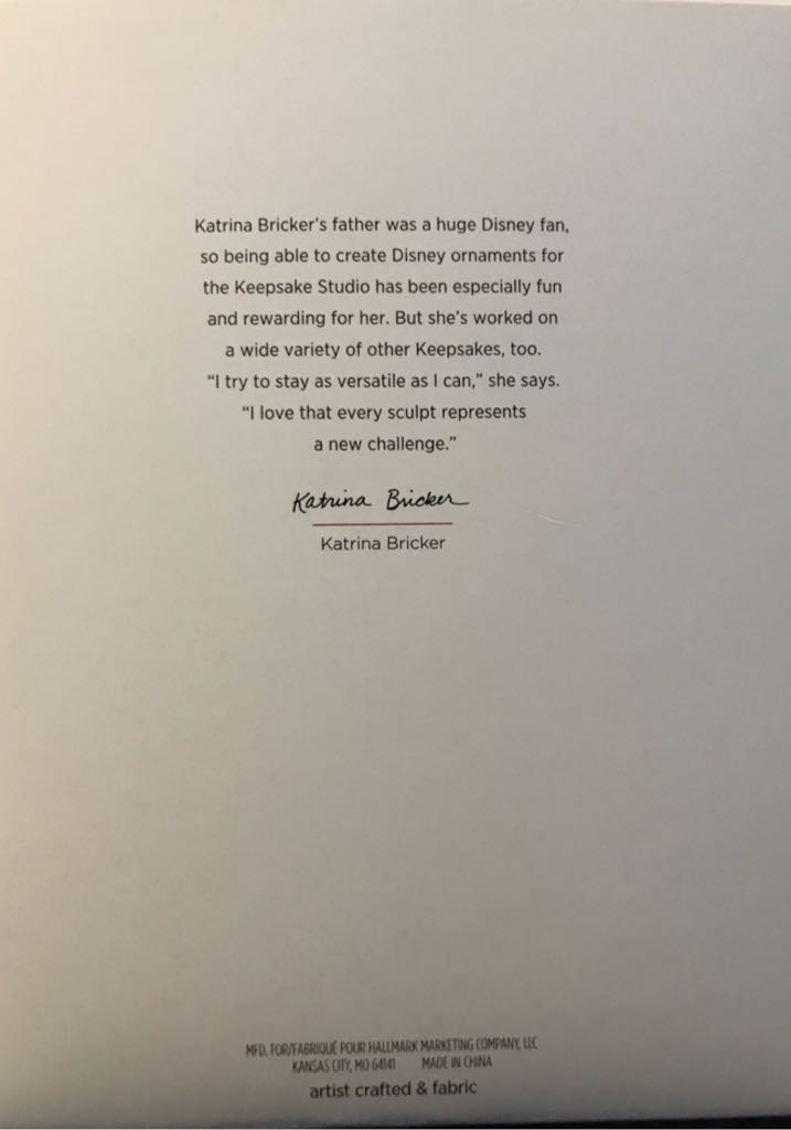 Holiday Barbie 2018 - Barbie (Holiday Barbie) ornament collectible - Main Image 2