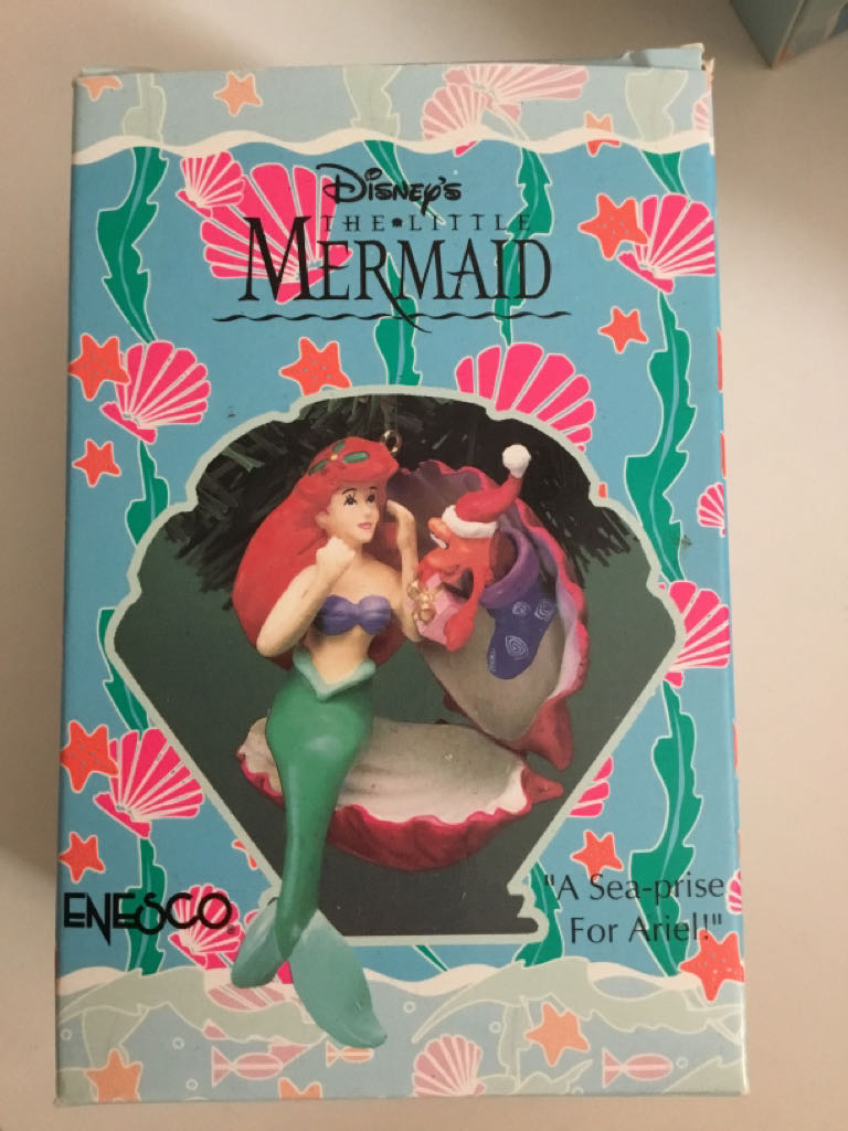 Mickey Mouse Christmas Itty Bitty