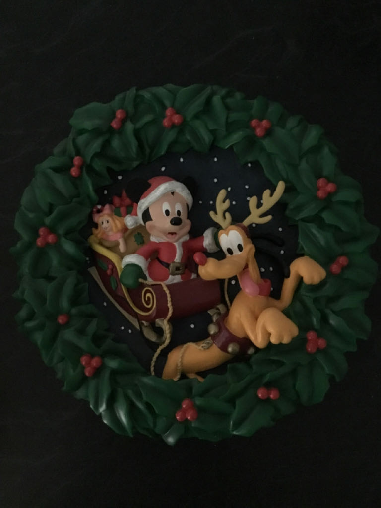 Disney’s Christmas Collection Wreath - Disney Mickey Mouse ornament collectible - Main Image 2