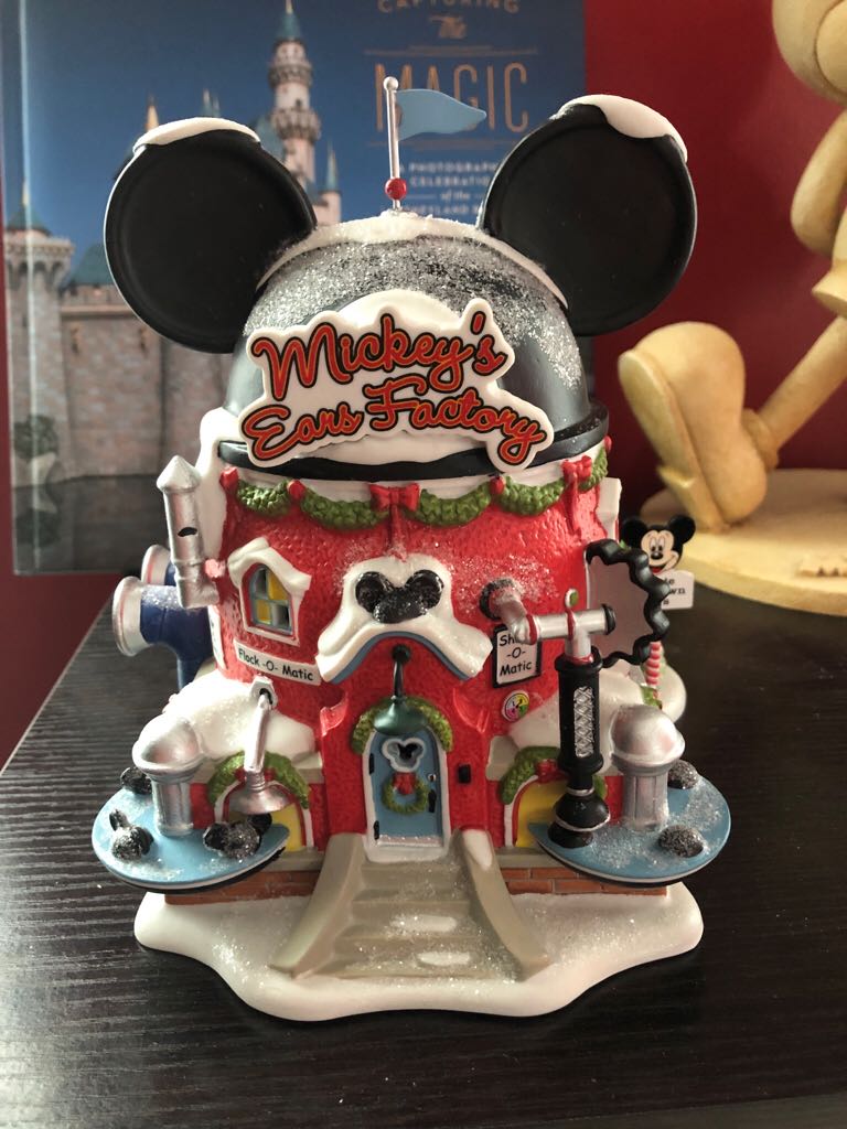 Mickey’s Ears Factory - North pole series (Disney) ornament collectible [Barcode 045544327374] - Main Image 2