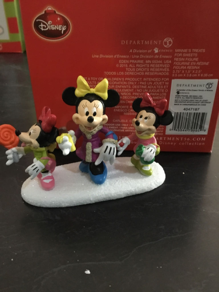 Minnie’s Treats For Sweets - Mickey’s Merry Christmas Village (Disney) ornament collectible [Barcode 045544799959] - Main Image 2