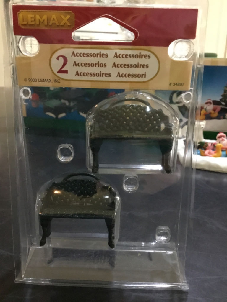 Patio Bench - Lemax General Products (Village Accessories) ornament collectible [Barcode 728162348975] - Main Image 1