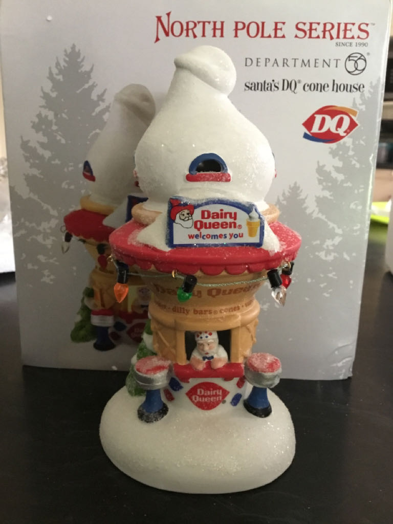 Santa’s DQ Come House - North pole series (DQ Dairy Queen) ornament collectible [Barcode 045544885829] - Main Image 2