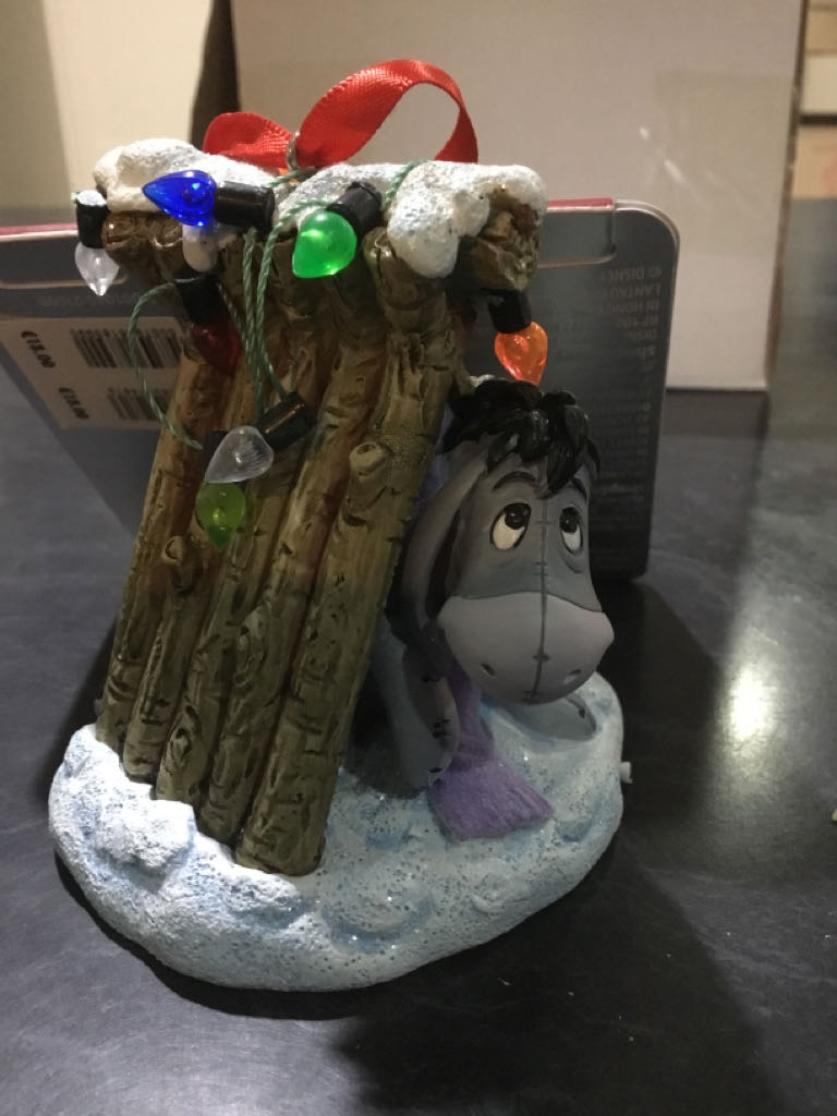 Valentine - Boy Serenading Girl - 1401 B