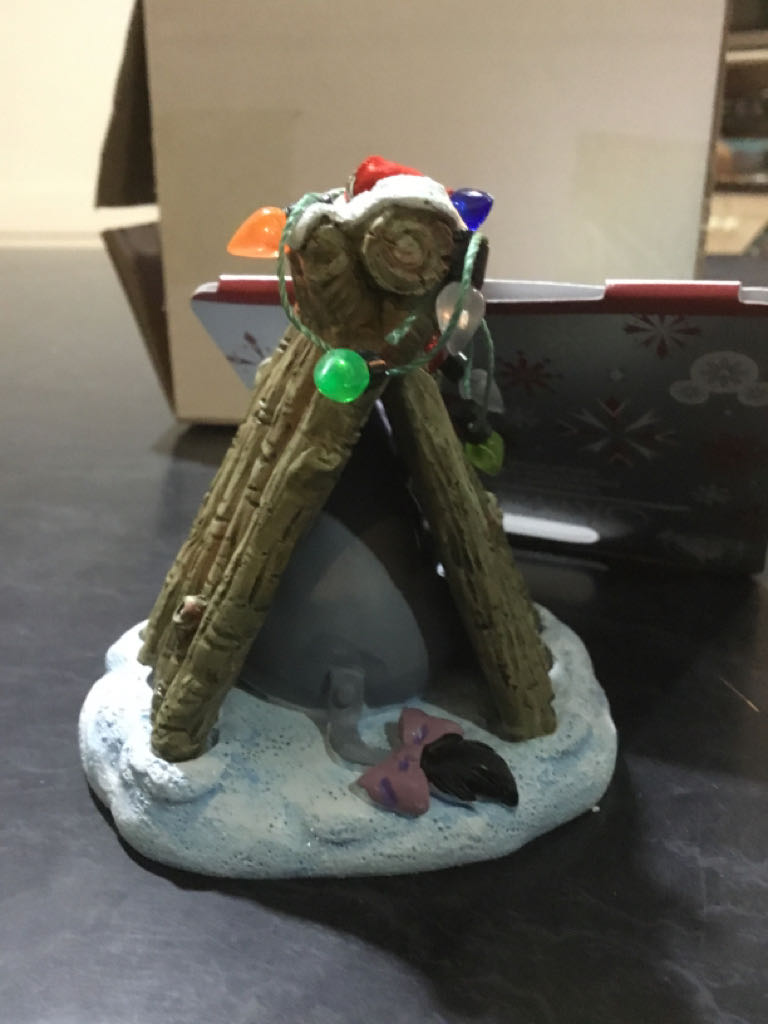 Eeyore Festive - Disney Winnie The Pooh ornament collectible [Barcode 465062014813] - Main Image 2