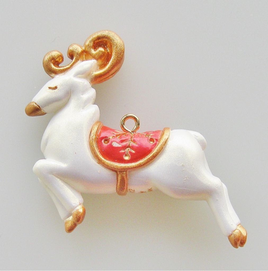 Miniature Elegant Reindeer 🐶🐻 - Miniature (Animals, Reindeer, Mini) ornament collectible - Main Image 2