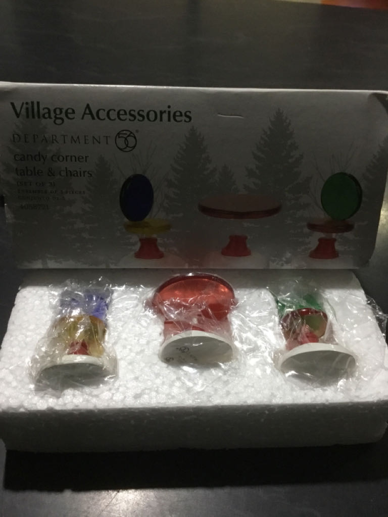 Candy Corner Table And Chairs - Village Accessories ornament collectible [Barcode 045544928786] - Main Image 2
