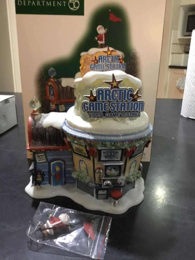 Arctic Game Station - North pole series (Elfland) ornament collectible [Barcode 734409331112] - Main Image 2