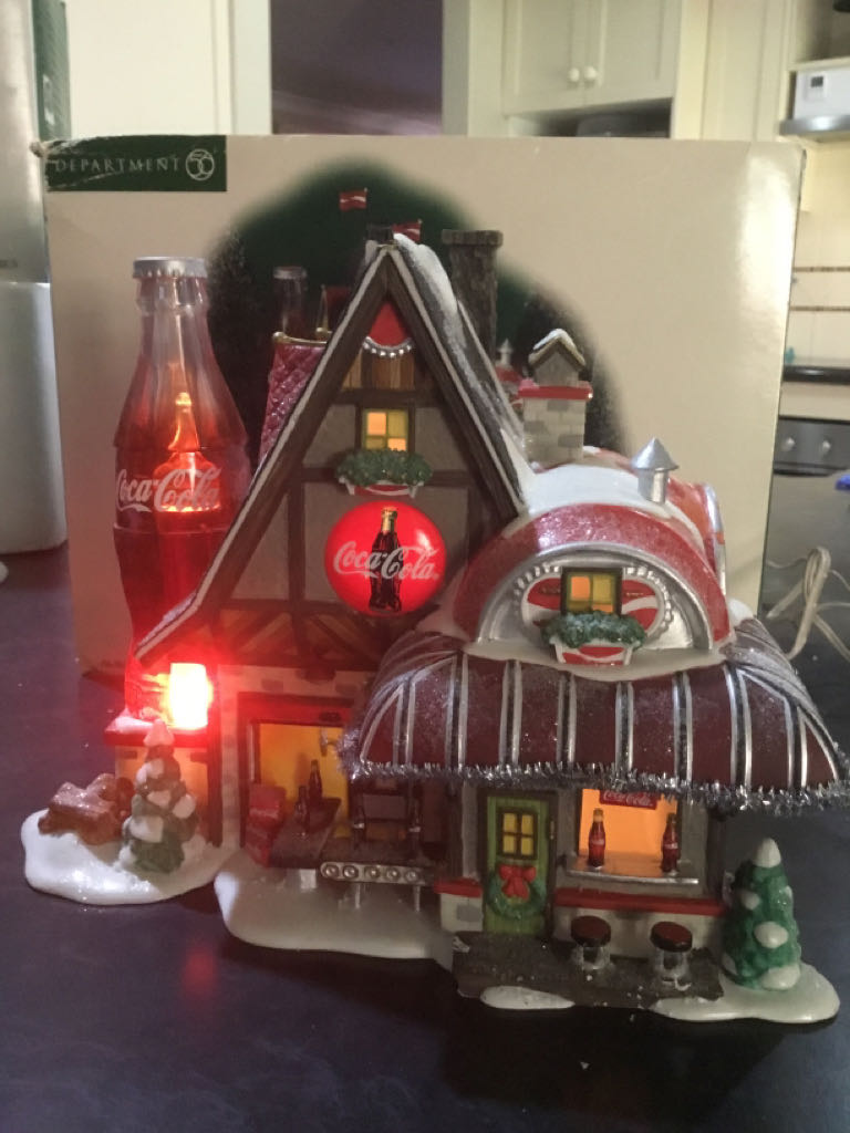 Coca-Cola Fizz Factory - North pole series (Coca-Cola) ornament collectible [Barcode 734409238381] - Main Image 2