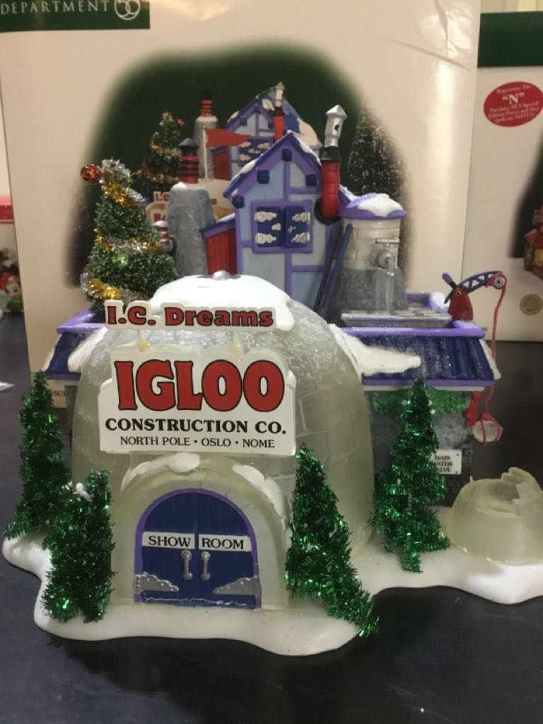 I.C. Dreams Igloo Construction Company - North pole series ornament collectible [Barcode 734409334151] - Main Image 2