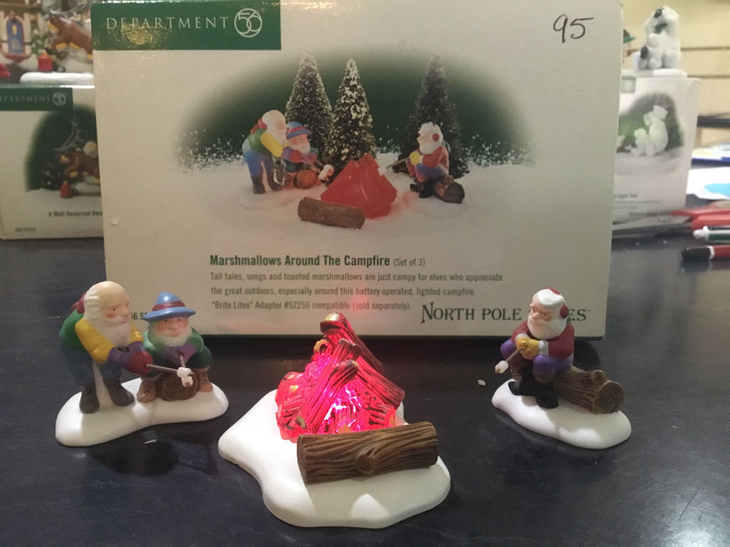 Marshmallows Around The Campfire - North Pole Series Accessory ornament collectible [Barcode 734409145870] - Main Image 2