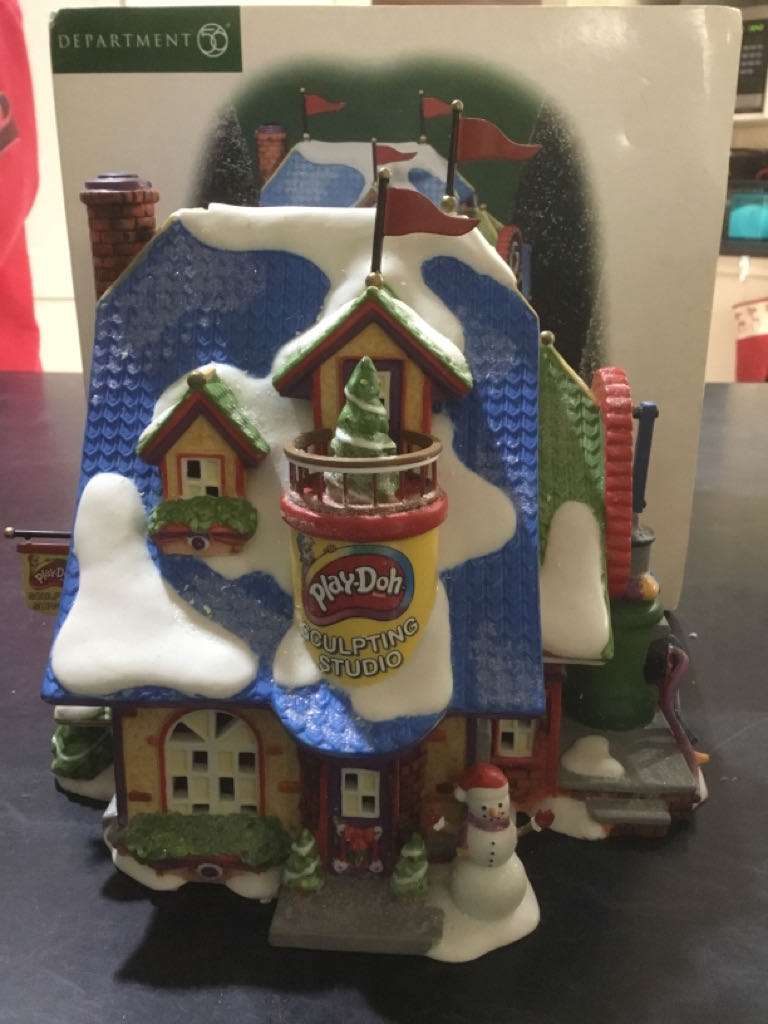 Play-Doh Sculpting Studio - North pole series (Play-Doh) ornament collectible [Barcode 734409201606] - Main Image 2