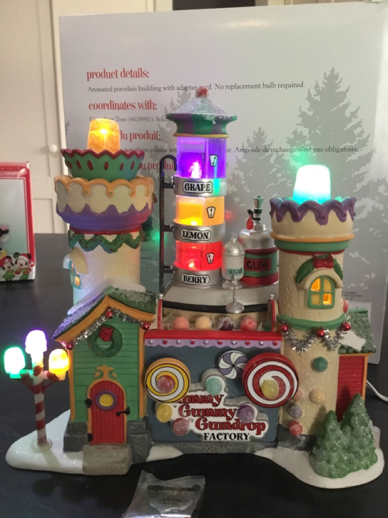 Yummy Gummy Gumdrop Factory - North pole series ornament collectible [Barcode 734409244634] - Main Image 2