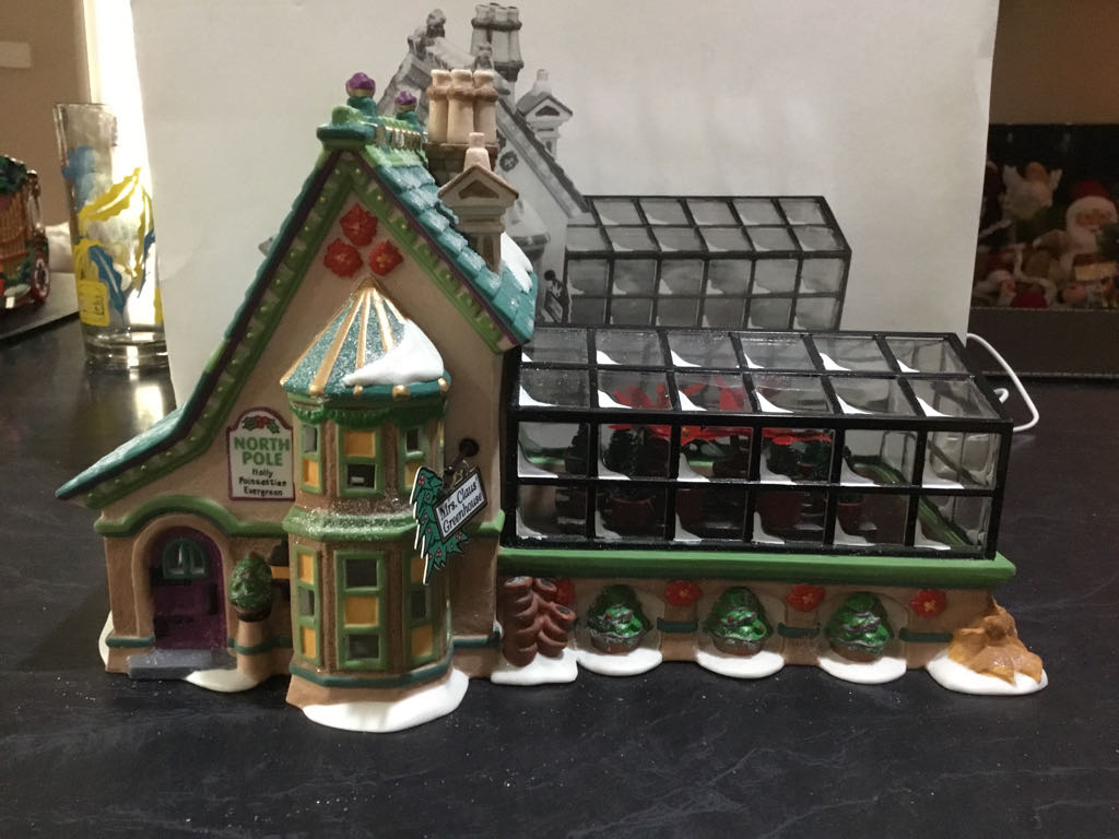 Mrs Claus’ Greenhouse - North pole series (Heritage Village Collection) ornament collectible [Barcode 734409098602] - Main Image 2