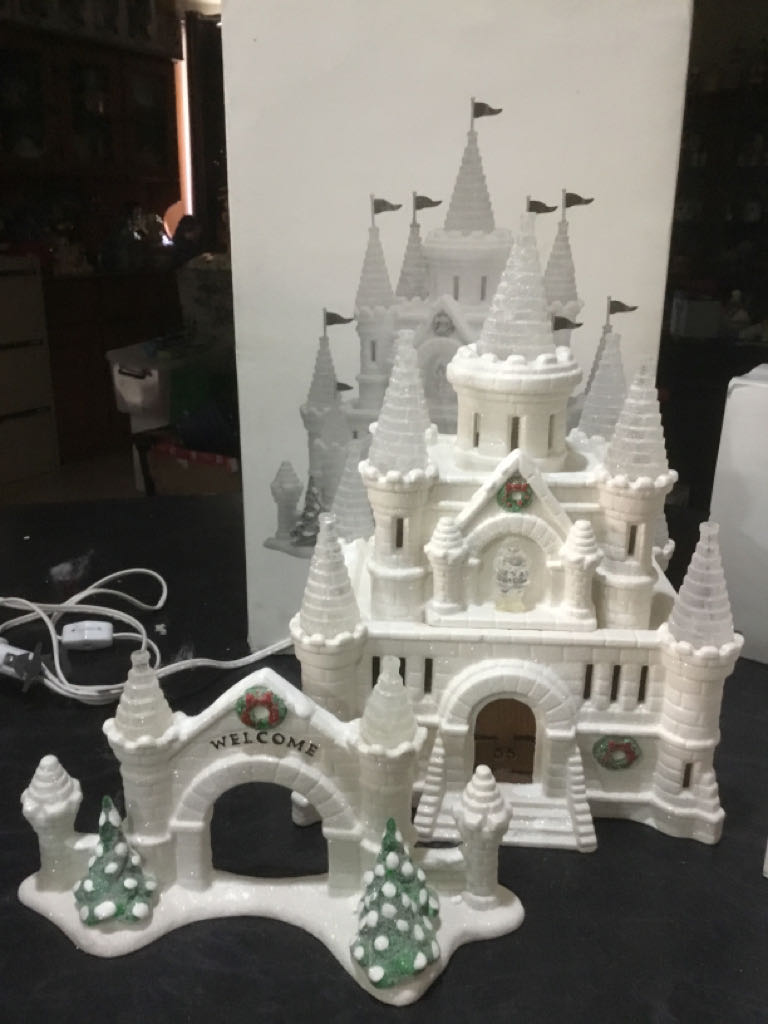 Snow Carnival Ice Palace - The Original Snow Village (The Original Snow Village) ornament collectible [Barcode 734409063624] - Main Image 2