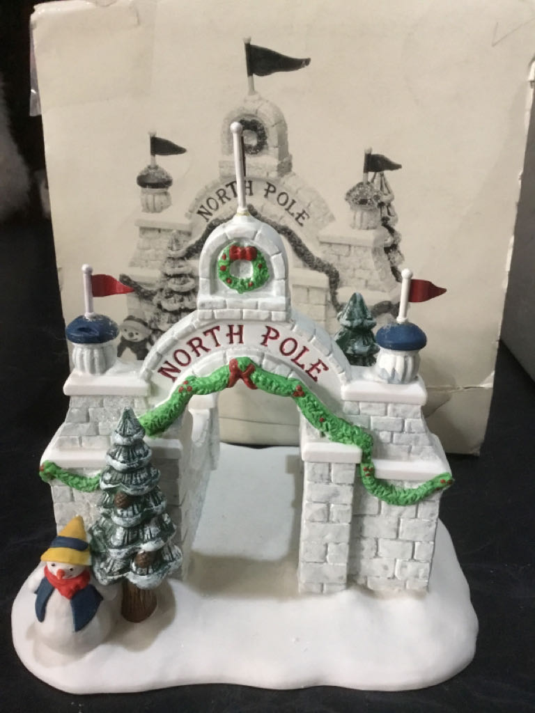 North Pole Gate - North pole series (Heritage Village Collection) ornament collectible - Main Image 2