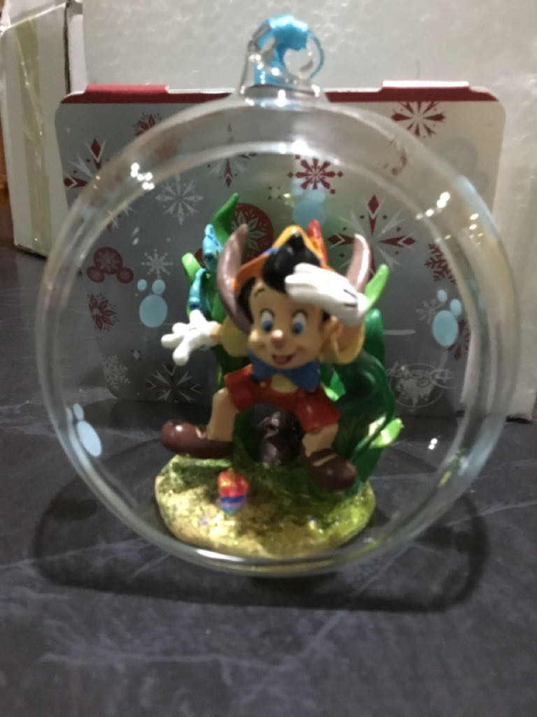 Pinocchio - Disney Pinocchio ornament collectible [Barcode 465062015568] - Main Image 1