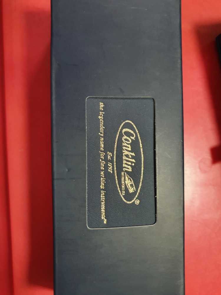 Folkart Acrylic Paint In Assorted Colors 2 Oz Apple Red