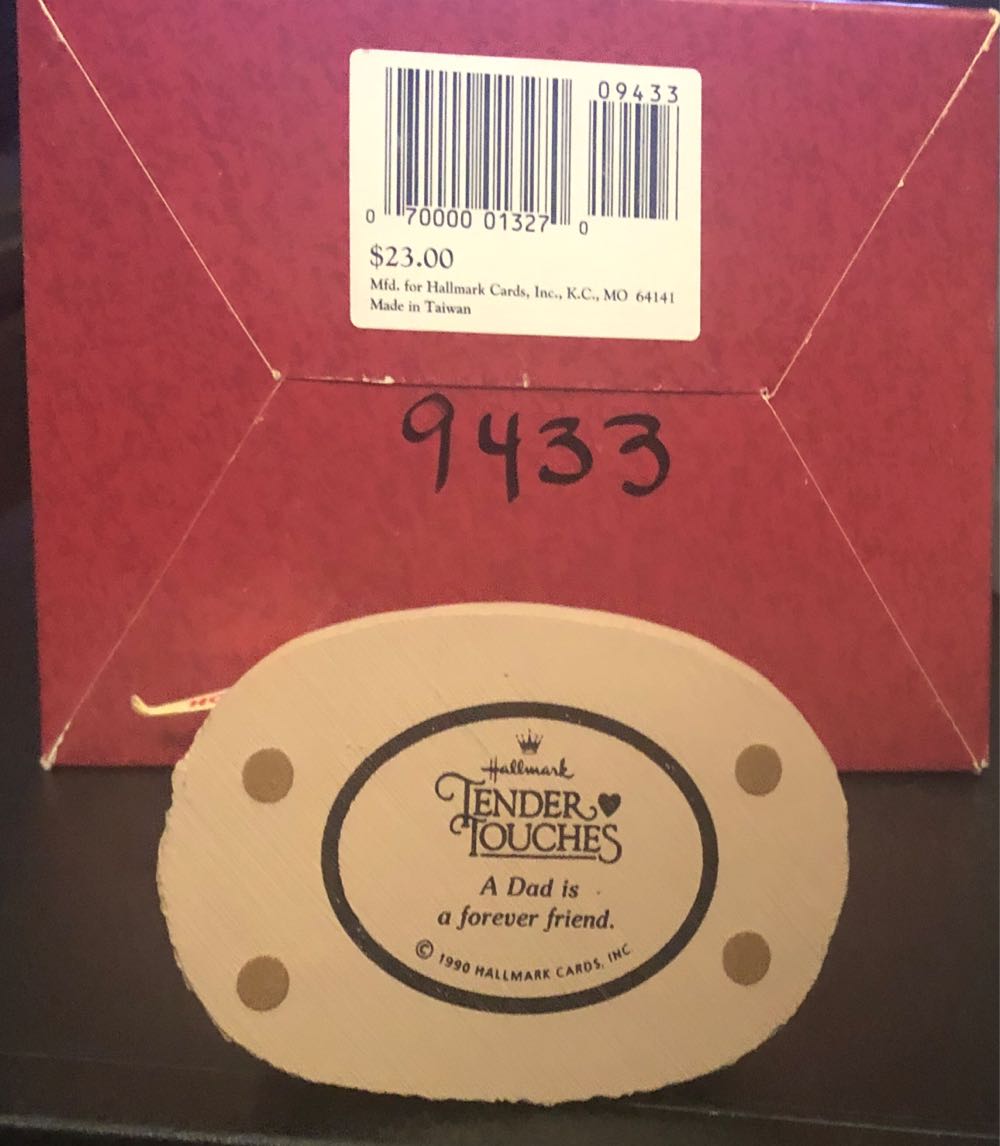 A Dad Is A Forever Friend - Hallmark Collections (Tender Touches) ornament collectible [Barcode 070000013270] - Main Image 2