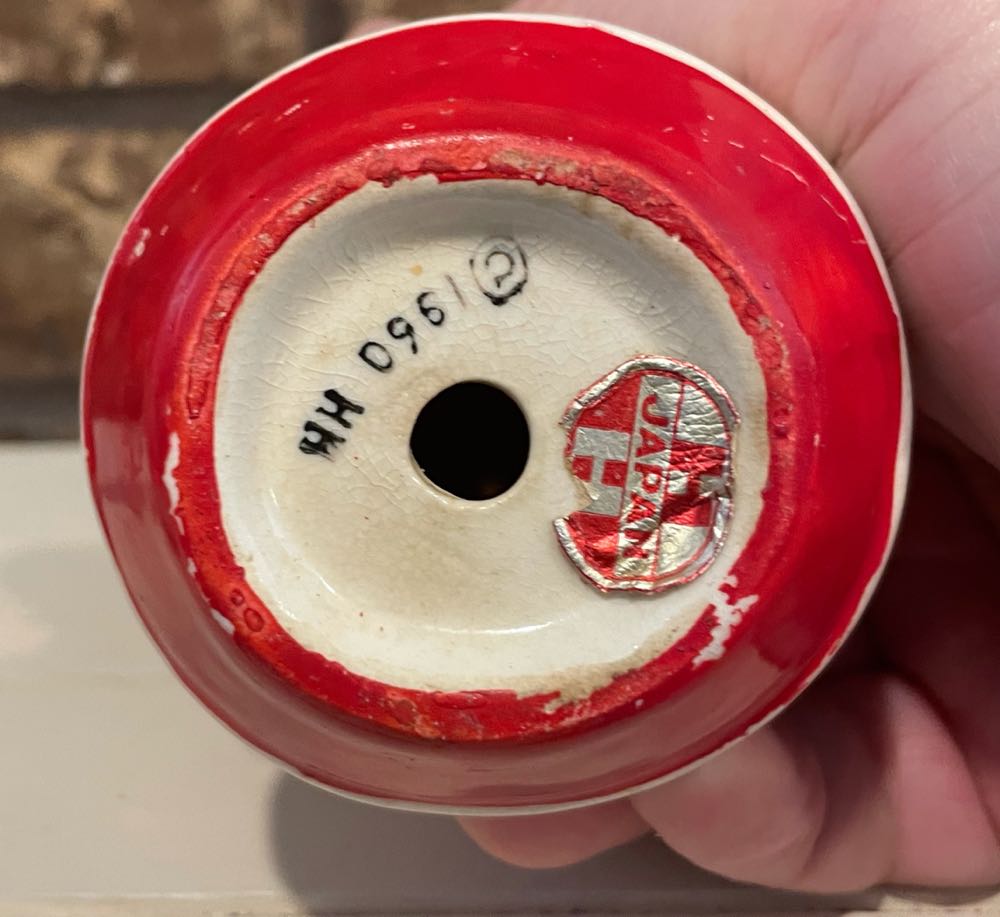 Holt Howard - Winking Santa - Shaker - Salt - (Set 2) - Santa (Salt & Pepper Shakers) ornament collectible - Main Image 2