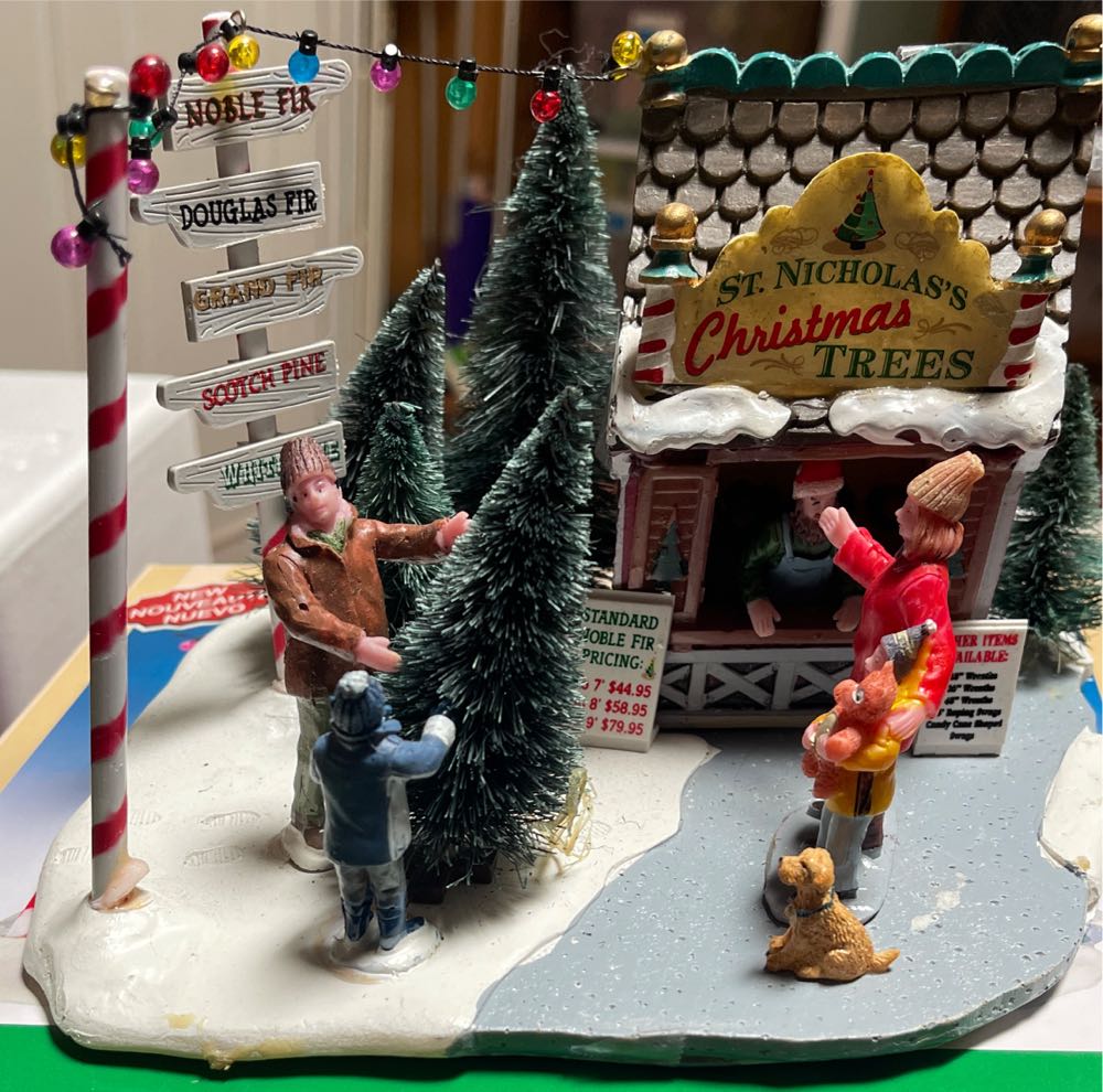 #33001 St.nicholas Tree Lot - Holidays & Seasons (Lighted Building) ornament collectible [Barcode 728162330017] - Main Image 2