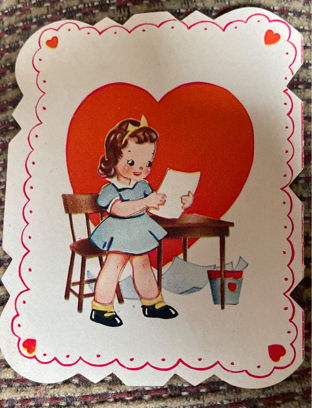 A-Meri-Card - Valentine - Girl With Scissors - 145/124 - Single Fold (Valentine) ornament collectible - Main Image 4