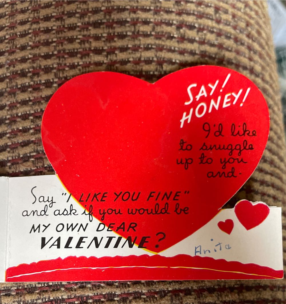 A-Meri-card - Valentine - Kids On Love Seat - 114 - Fold Out (Valentine) ornament collectible - Main Image 2