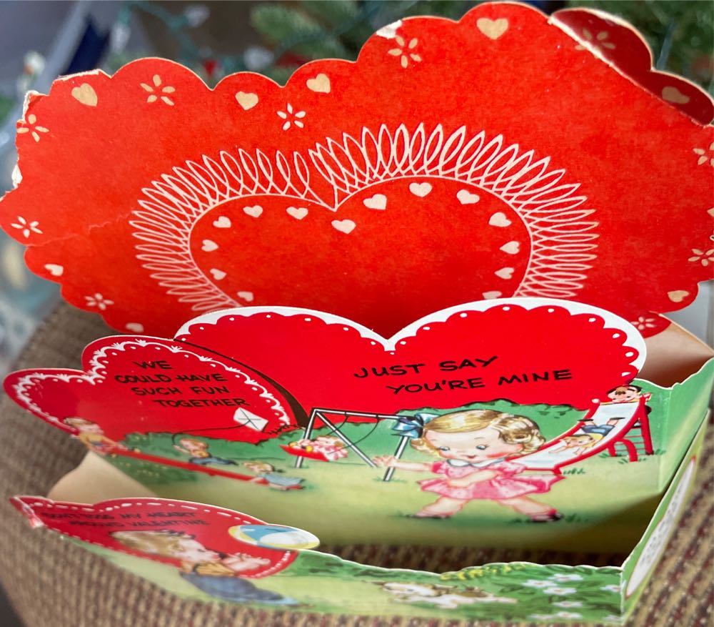 A-Meri-Card - Valentine - Kids On Playground  - N-7615/2 - Fold Out (Valentine) ornament collectible - Main Image 3