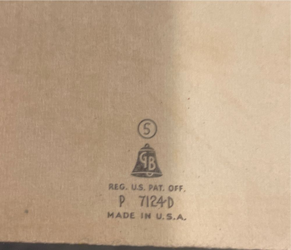 GB - Valentine - Boy Whistling - P 7124-D - Modified French Fold (Valentine) ornament collectible - Main Image 3