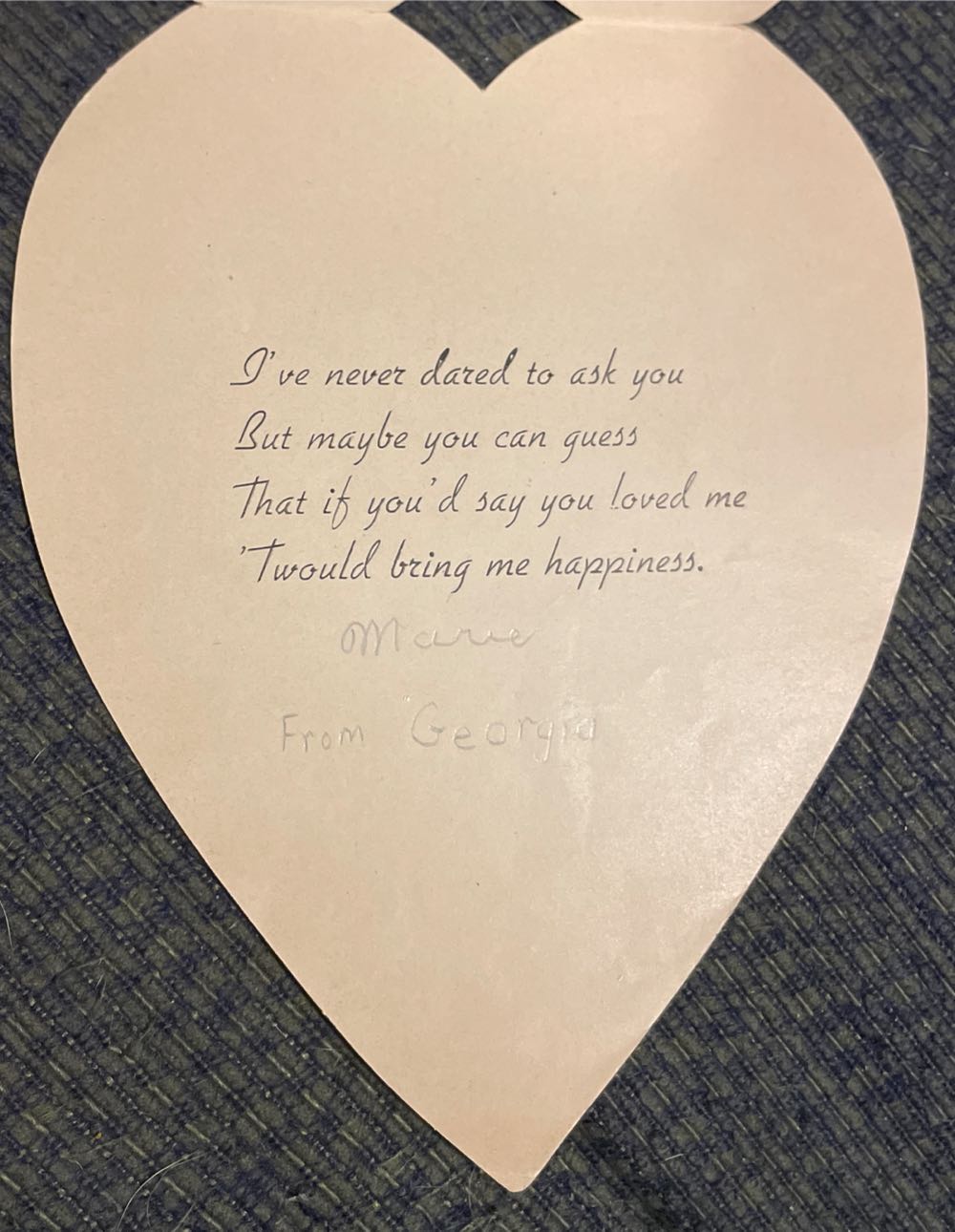 AC - Valentine - Boy & Girl Sitting - L132 - Single Fold (Valentine) ornament collectible - Main Image 3