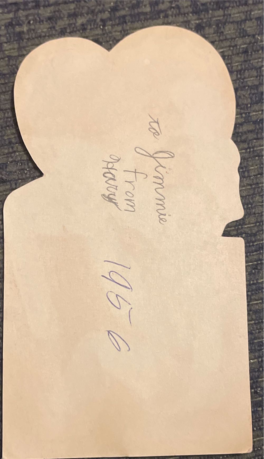 Valentine - Boy With Magnet - Flat (Valentine) ornament collectible - Main Image 2