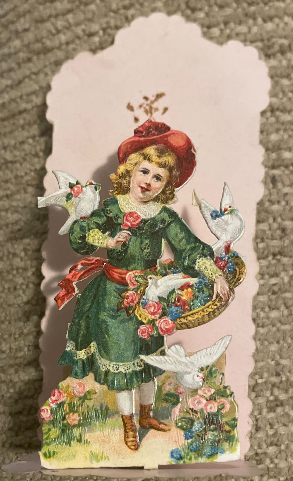 Valentine - Dimensional - Girl With Flower Basket And Doves - Dimensional - Two Layers (Valentine) ornament collectible - Main Image 2