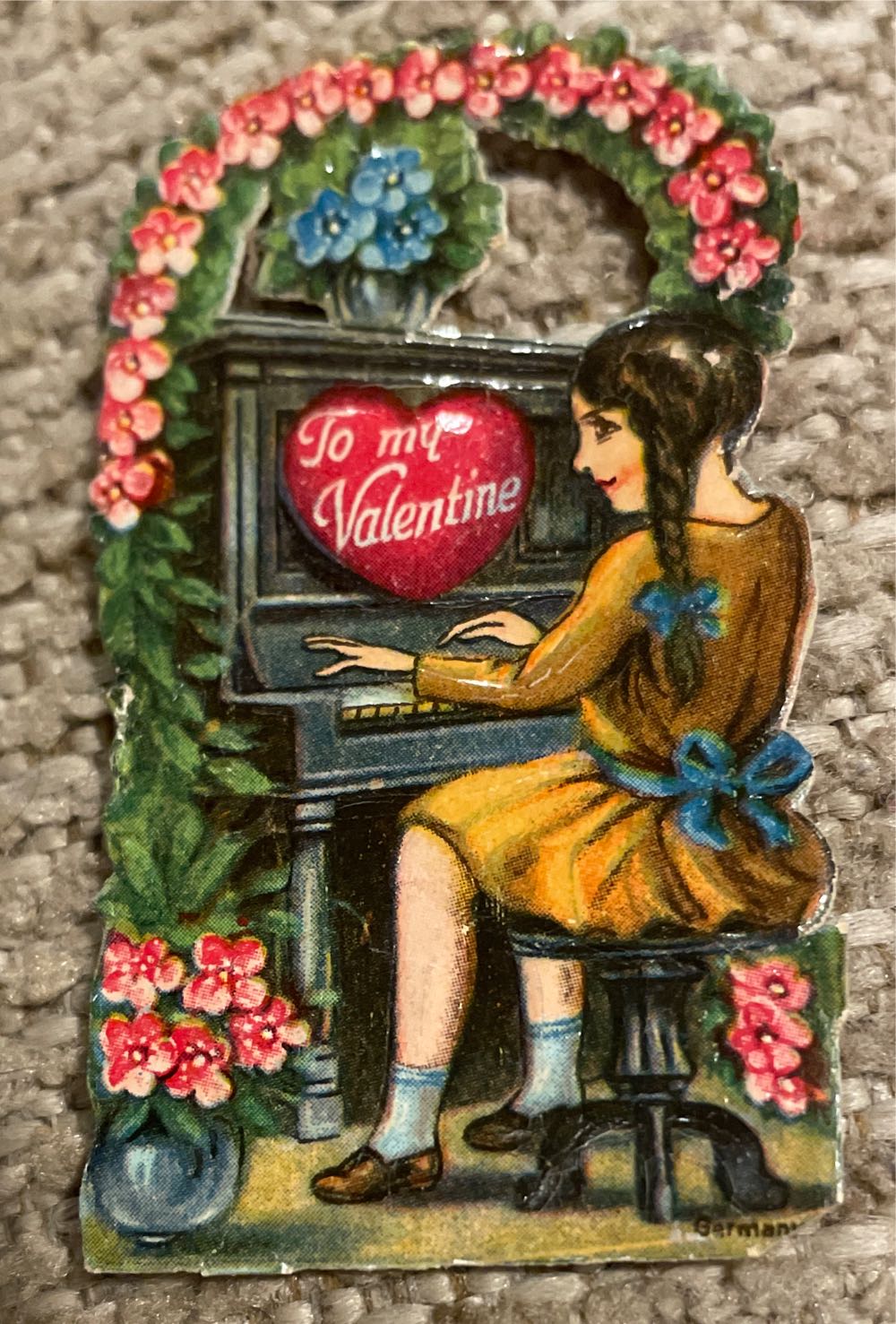 Hallmark Merry Miniatures Happy Hatters Collection Display Base