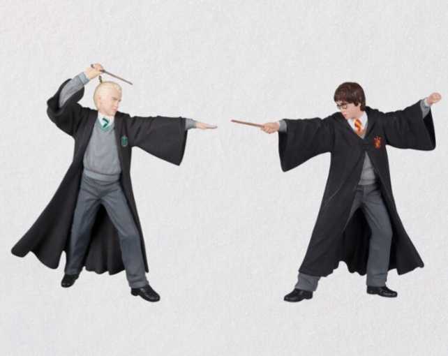 Valentine - Boy Serenading Girl