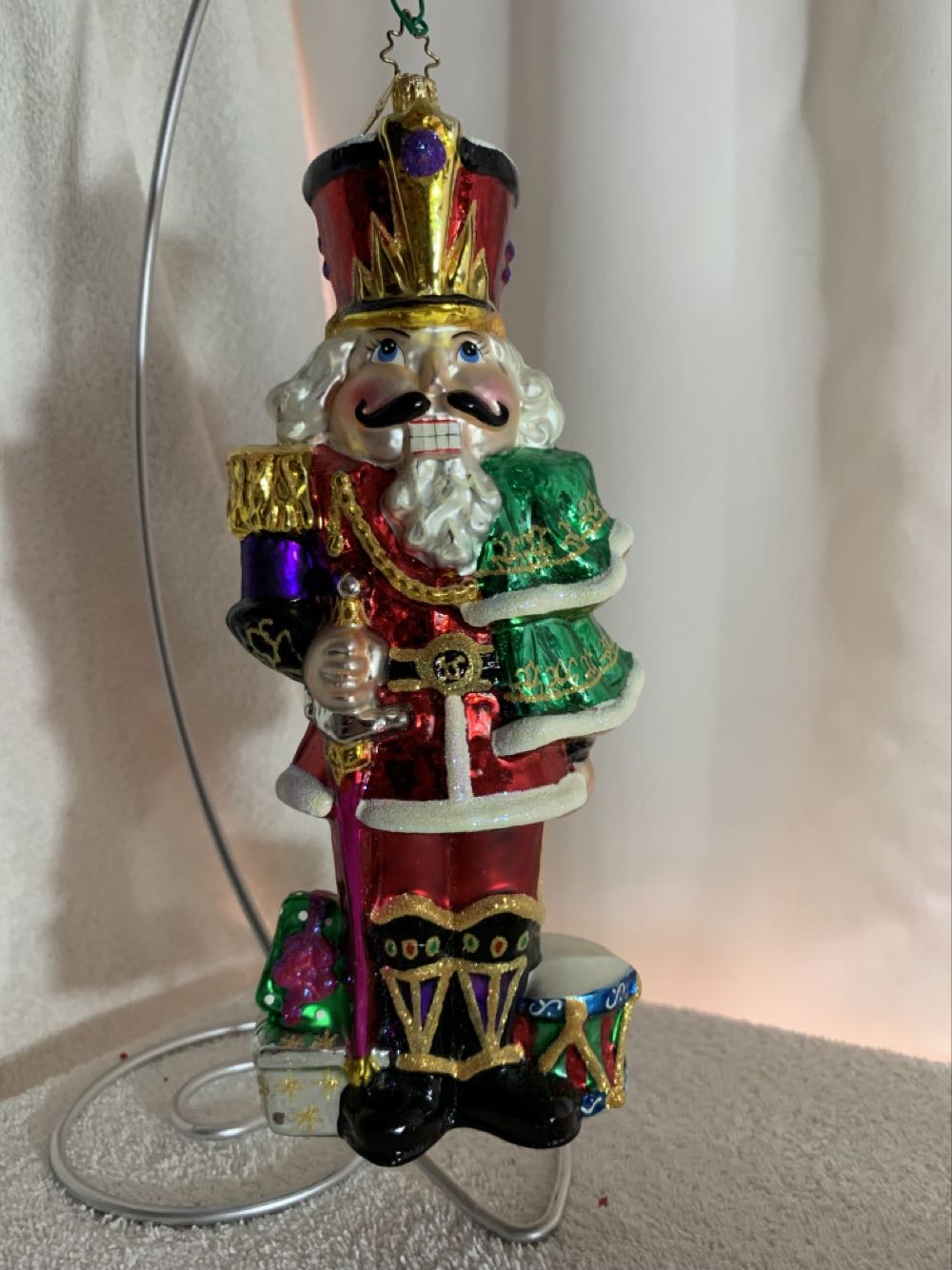 Mickey Serving Ice Cream