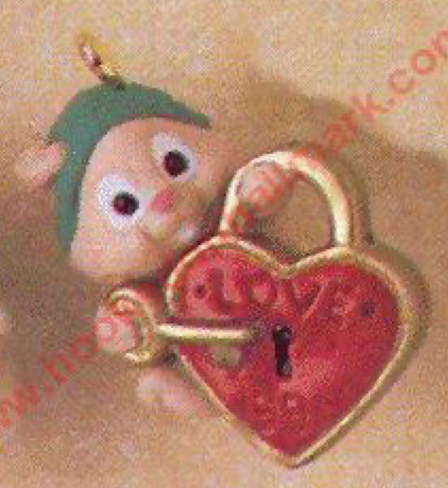Key To Love  (Mouse, Heart, Mini) ornament collectible - Main Image 2