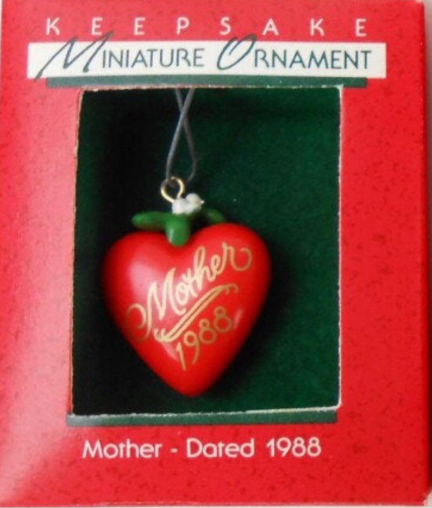 Enesco Peanuts By Jim Shore Mini Snoopy With Red And White Cap Figurine