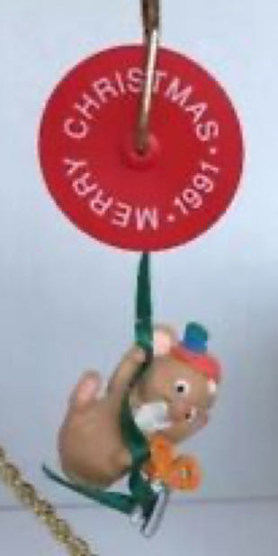 On a Roll  (Mouse- Yo-Yo) ornament collectible - Main Image 2