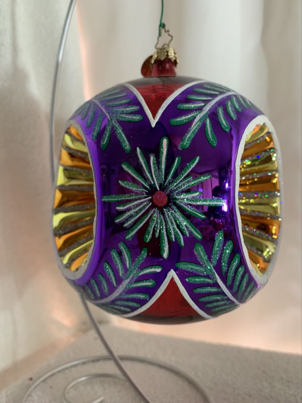 Grand Stardust Memories, Purple - 2006 Fantasia (Christmas Tree Ornament) ornament collectible [Barcode 645001230720] - Main Image 2