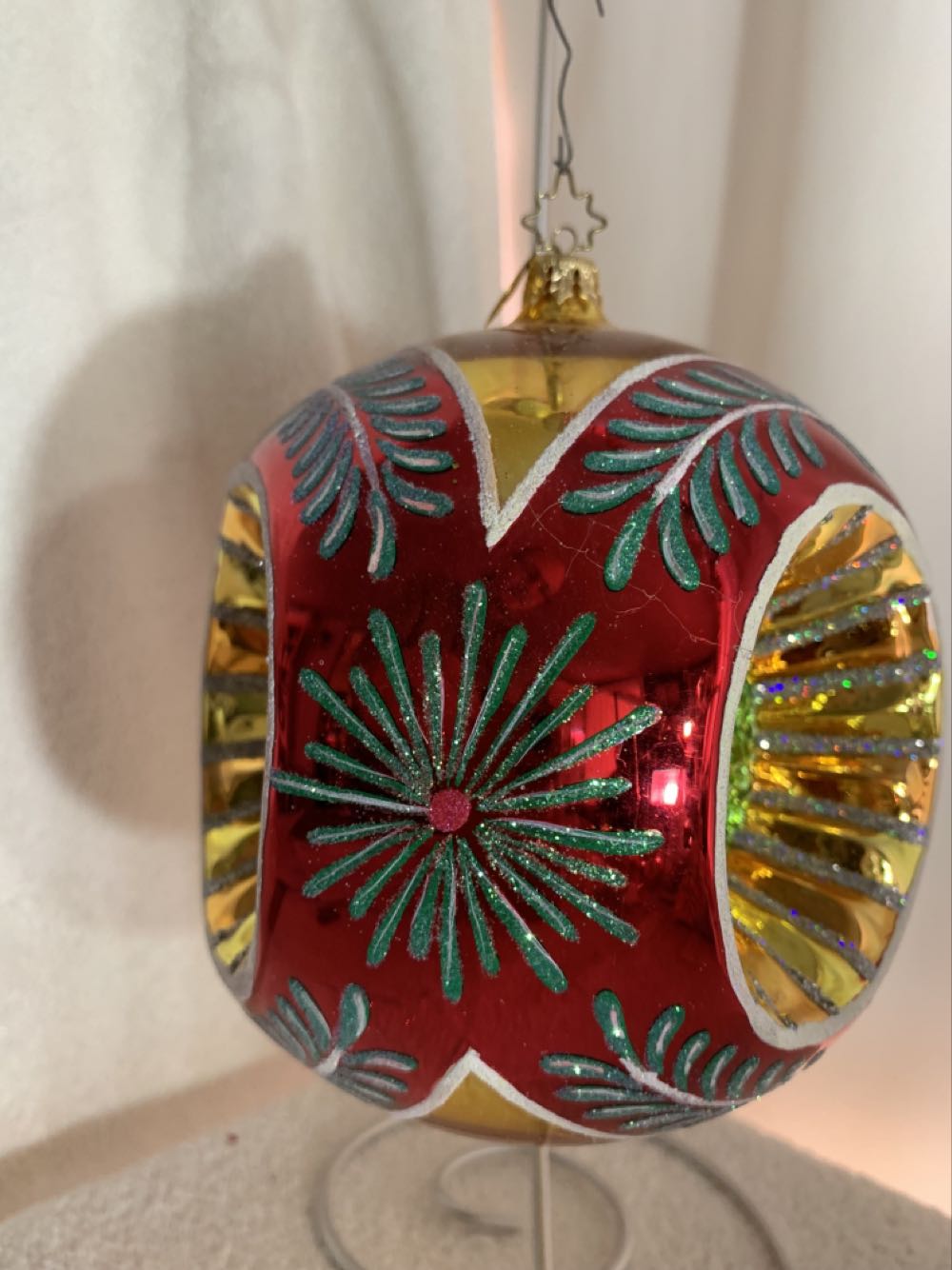 Grand Stardust Memories, Red - 2006 Fantasia (Christmas Tree Ornament) ornament collectible - Main Image 2