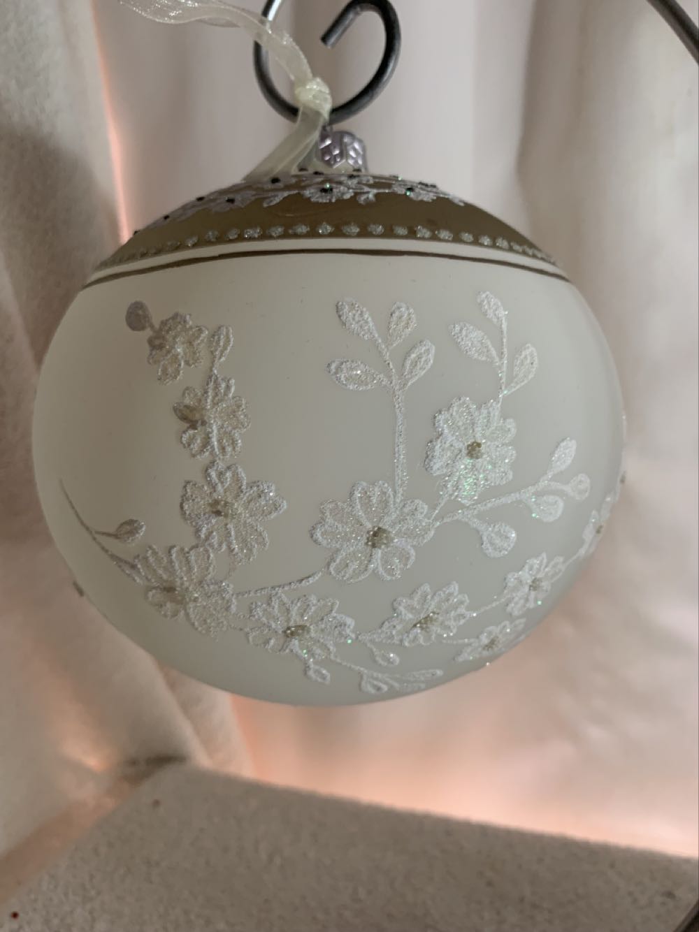 Bellina (Flowers) ornament collectible - Main Image 1