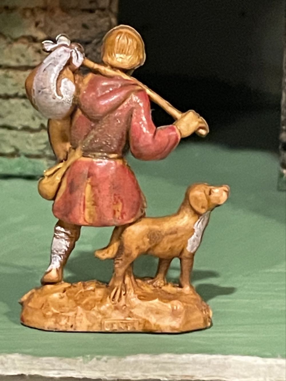 Moranduzzo - Villager - Traveler With Dog - Villager (Nativity) ornament collectible - Main Image 2