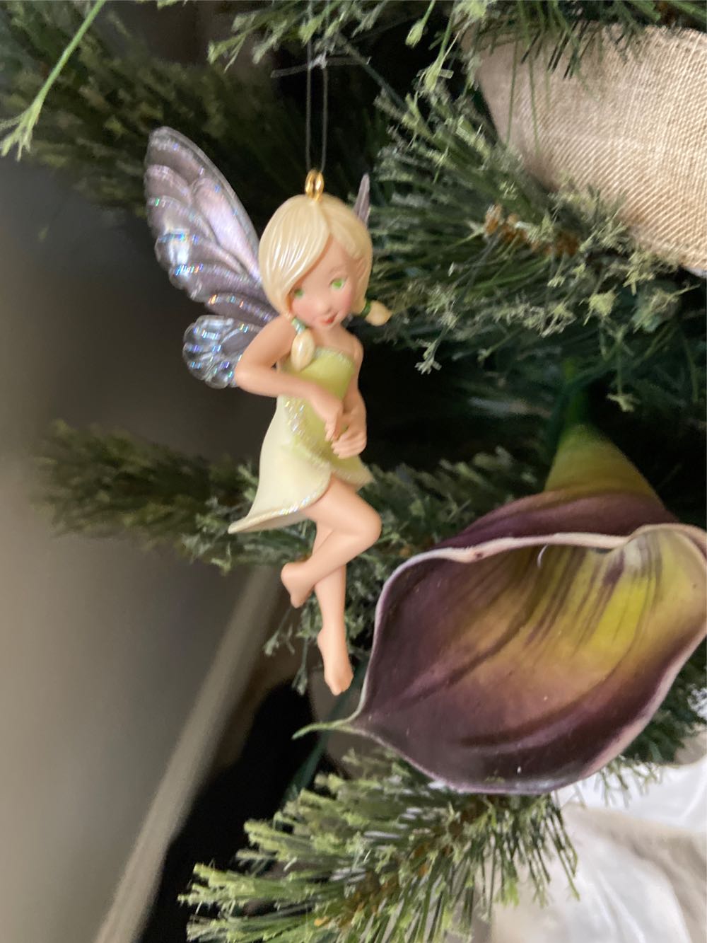 Hallmark Keepsake. Fairy Messengers. 2008. Lily Fairy. 4th In Series. Sculpted By Kristina Kline Gaughran. - Fairy Messengers (4th In Series: Lily Fairy) ornament collectible - Main Image 3