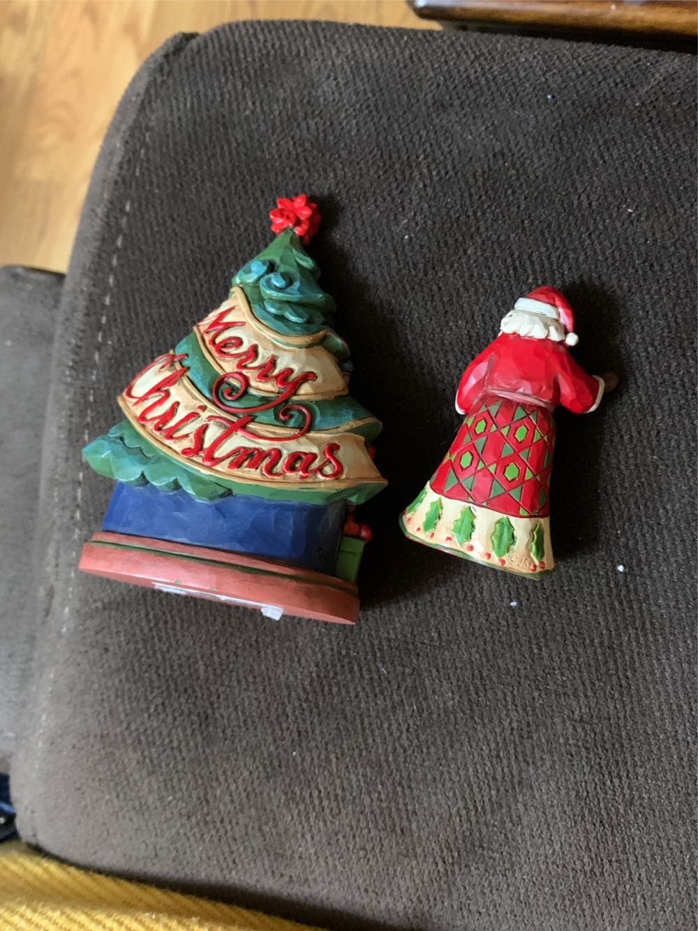 Jim Shore Santa With Tree Set Of 2 - Christmas (Santa) ornament collectible [Barcode 045544905008] - Main Image 2