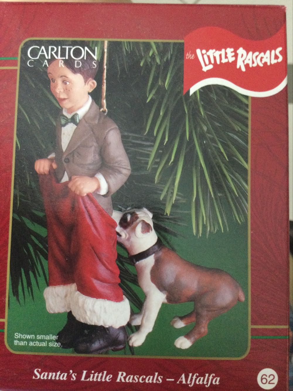 Valentine - Flat - Easel - Boy Holding Big Heart