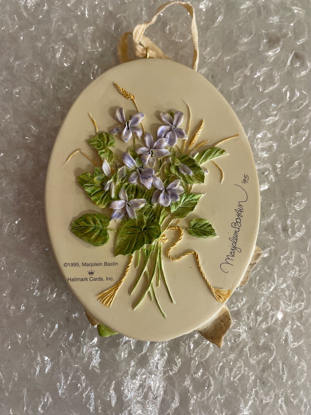 Nature’s Sketchbook - 1995 - Violets & Butterflies - Nature’s Sketchbook (Collection) ornament collectible - Main Image 2