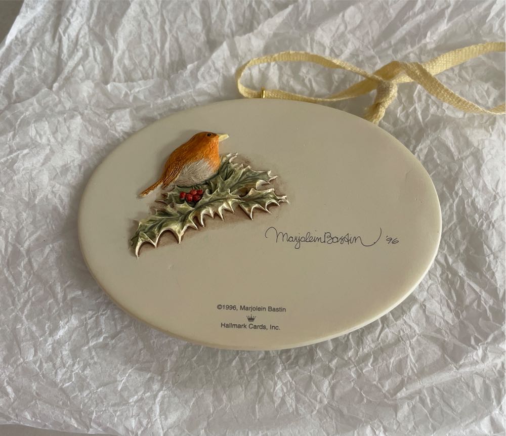 Nature’s Sketchbook - 1996 - The Holly Basket - Nature’s Sketchbook (Collection) ornament collectible - Main Image 2