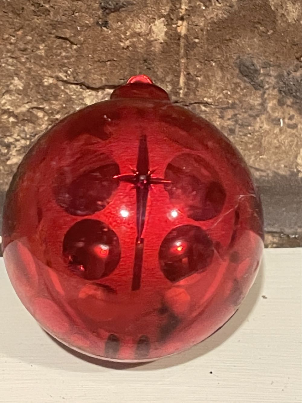 Jewelbrite - Round - White Flower & Green Candy Cane - Round (3-D Diorama) ornament collectible - Main Image 2